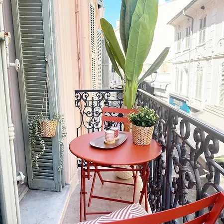 & Palais - 2 Min Away, Balcony Appartement *