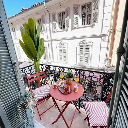 Appartement & Palais - 2 Min Away, Balcony Cannes