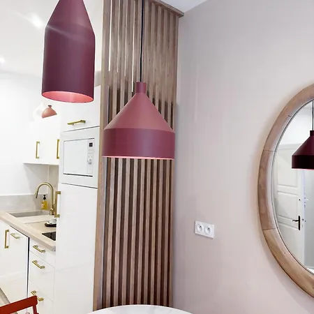 Palais Des Festivals & Croisette 1 Min *